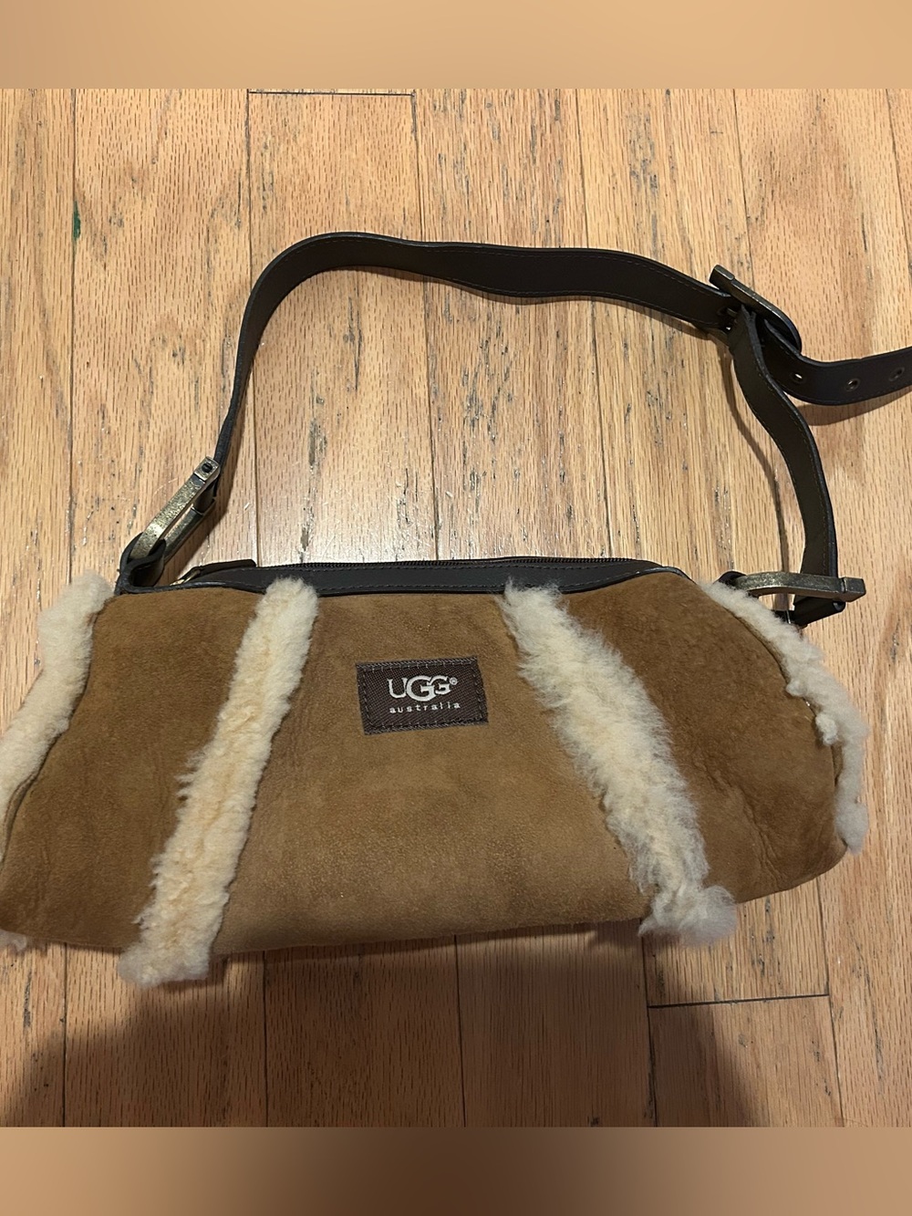UGG chestnut brown shoulder bag